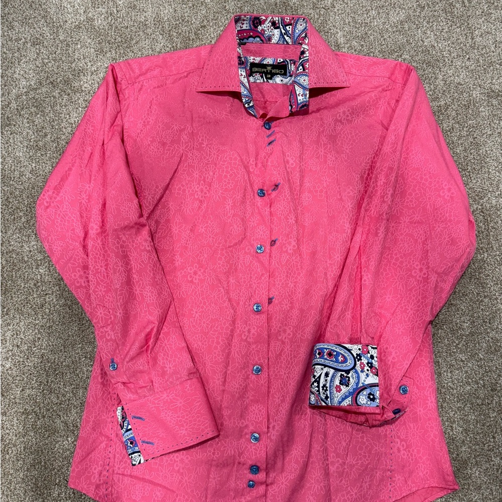 Pink Casual Button Down Shirt with Paisley Accents